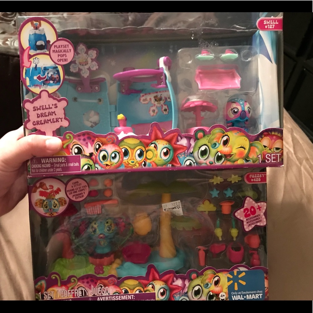 Bundle of  two Zoobles sets.